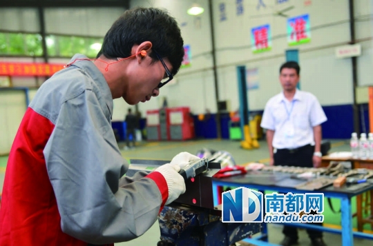 给学生提供足够多元的出路。C FP供图